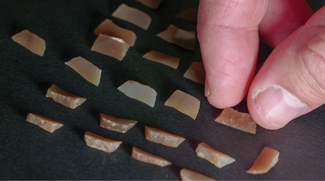 Microliths discovered at Negev tomb site_IAA press release